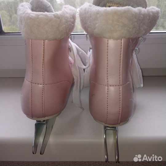 Коньки детские ледовые 32