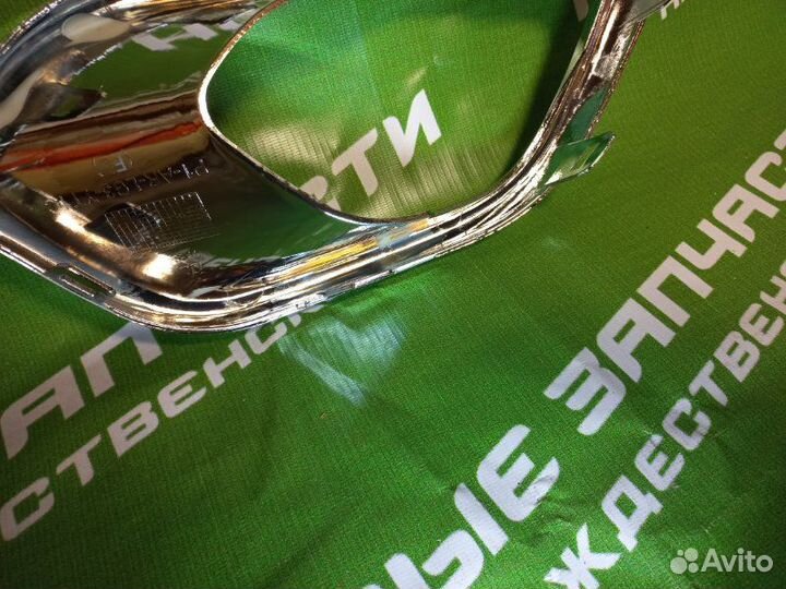 Рамка фары противотуманной Renault Logan 2 2014