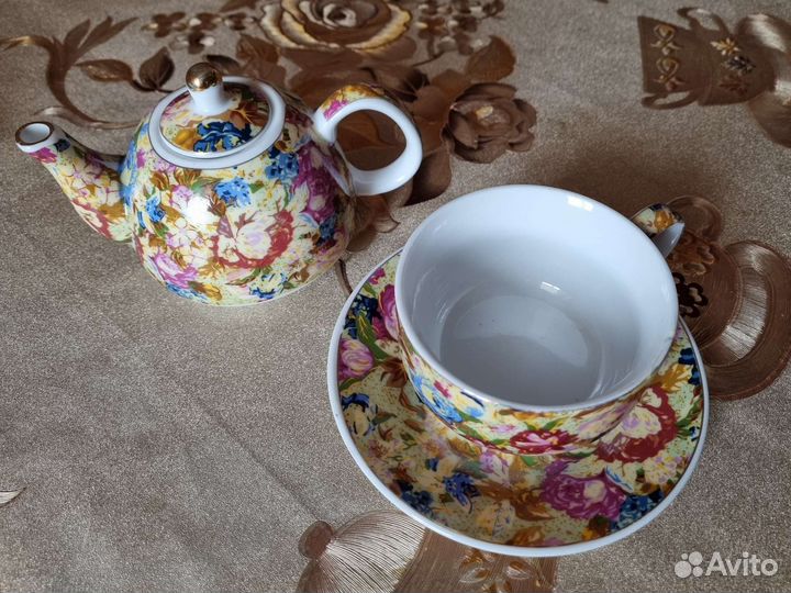 Чайный набор 3 предмета чайник чашка блюдце