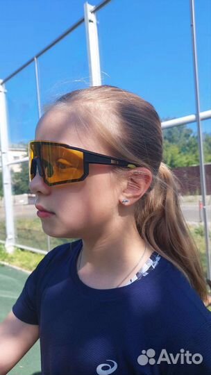 Спортивные очки