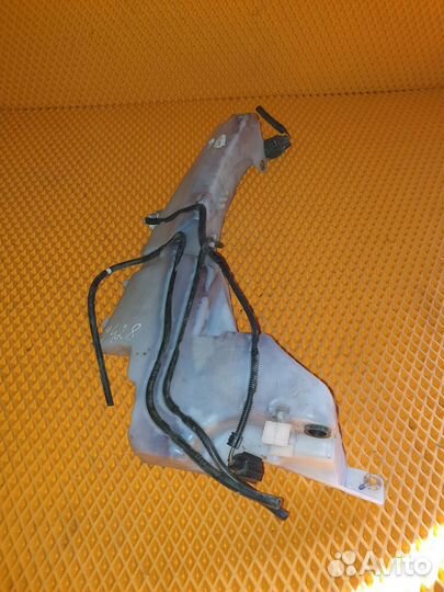 Бачок омывателя лобового стекла Ford Focus