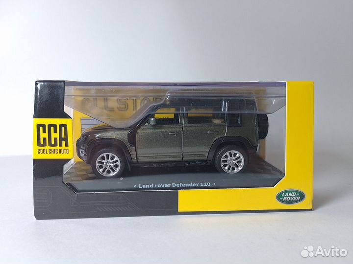 Land Rover Defender 1:43