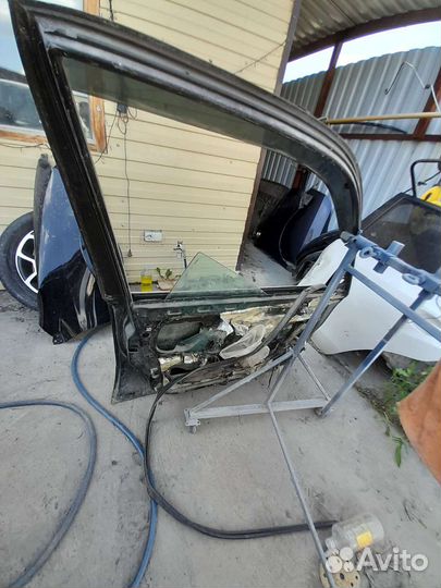 Дверь левая передняя Toyota land cruiser 100