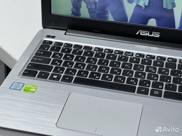 Ноутбук Asus для игр и работы
