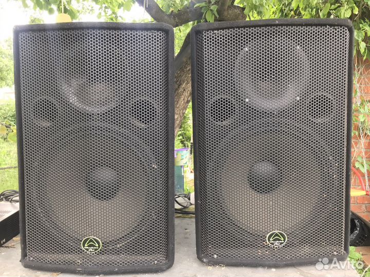 Акустические колонки, усилитель, микшер, стойки