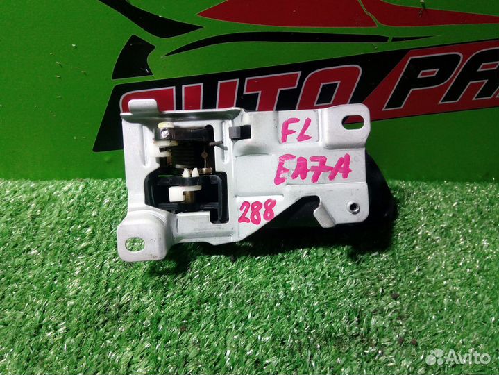 Ручка двери внутренняя mitsubishi EA1A,EA1W,EA2A,E