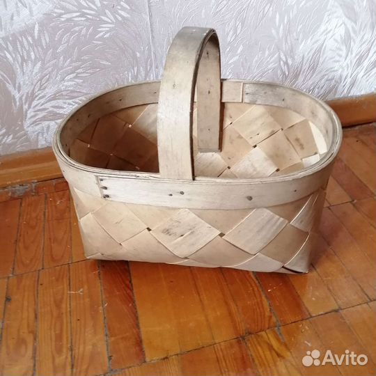 Корзина плетеная