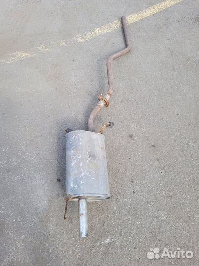 Глушитель банка задняя от Lancer 9