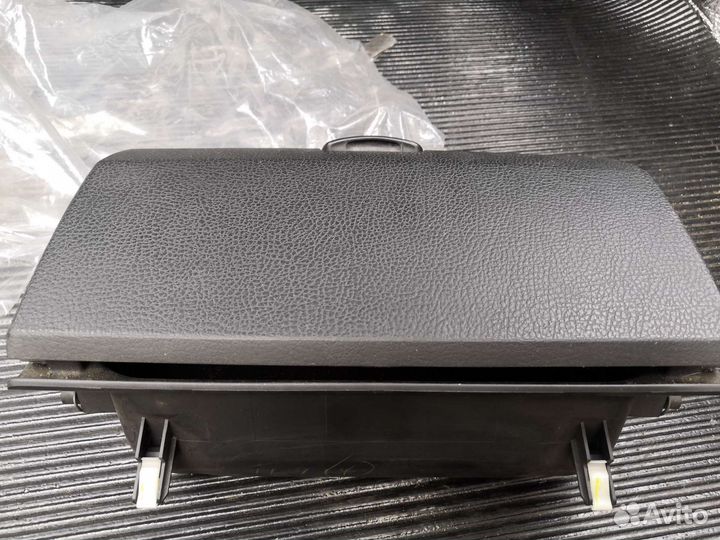 Бардачок mazda 6