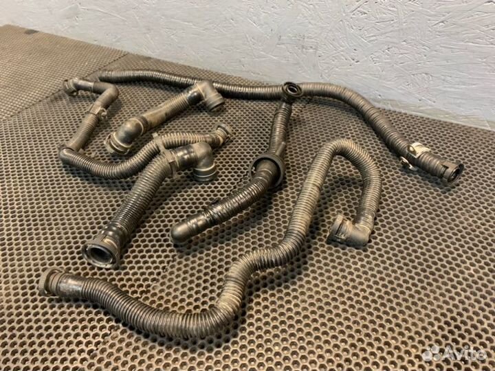 Трубка вентиляции Bentley Continental Flying Spur