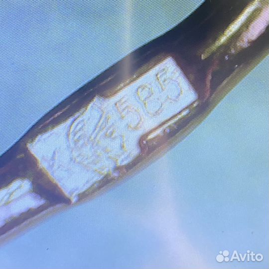 Золотая подвеска 585пр. вес: 2,93гр