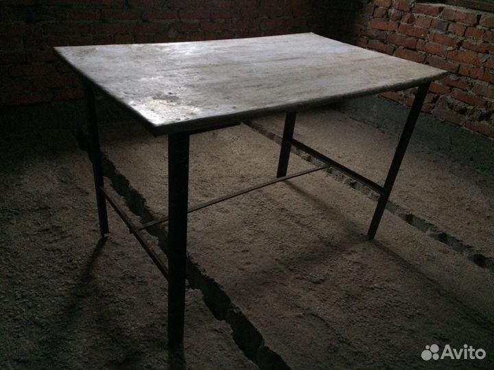 Стол б/у