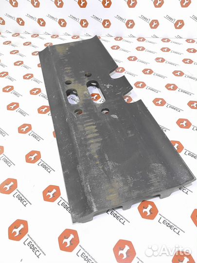 Башмак экскаватора Hyundai 81N8-26560