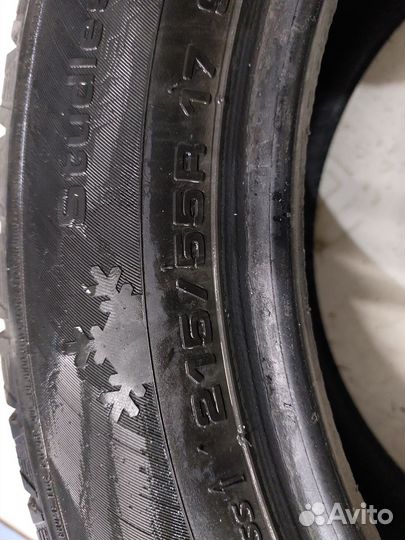 Kumho I'Zen KW22 215/55 R17