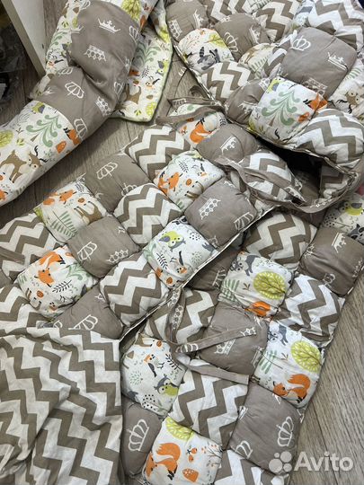 Бортики в детскую кроватку и комплект белья