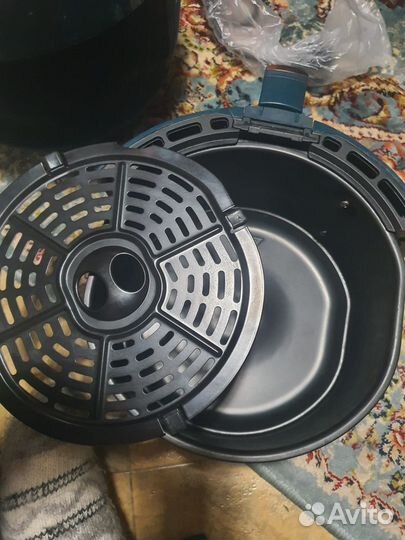 Аэрогриль Hyundai HYF-3553 изумрудно-золотистый