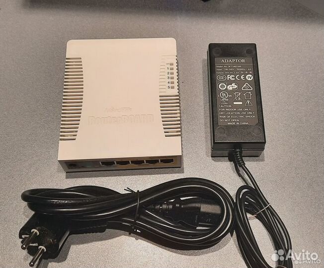 Коммутатор MikroTik RB260GSP