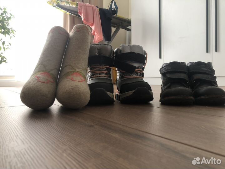 Отдам даром детские вещи на мальчика