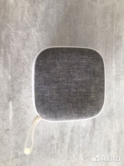 Маленькая беспроводная колонка