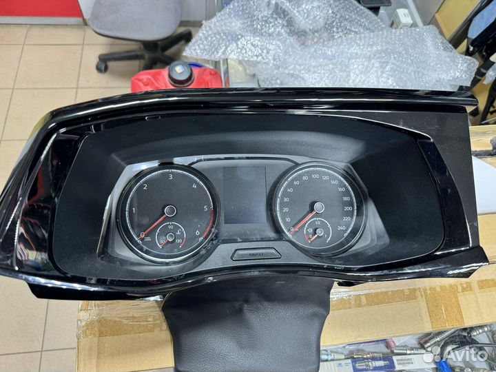Панель приборов vw T6.1