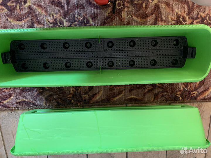 Балконные рассадные ящики для цветов