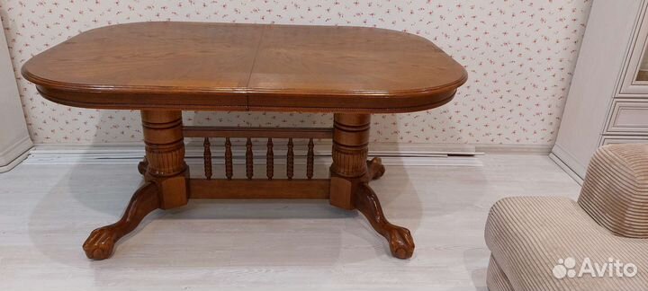 Кухонный стол