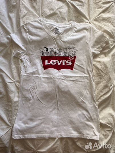 Футболка levis