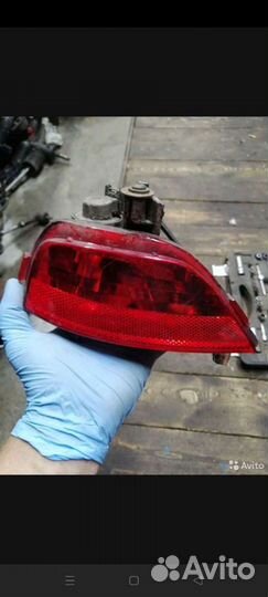 Задний противотуманный фонарь на бампер лагуна 3