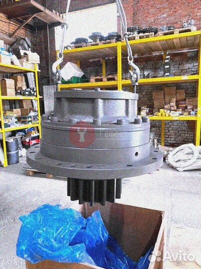 Редуктор поворота Volvo EC135BLC