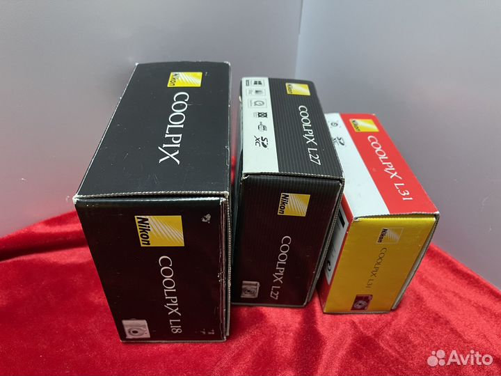 Коробки от цифровых фотоаппаратов Nikon