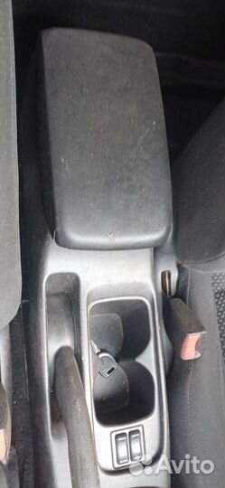 Подлокотник Mitsubishi Lancer IX