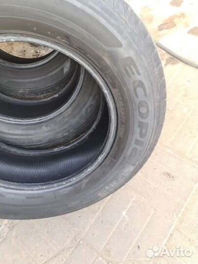 Bridgestone Ecopia EP850 265/65 R17 25