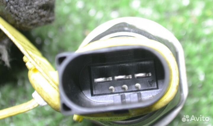 Датчик давления топлива Audi / VW BUG BVN BKS