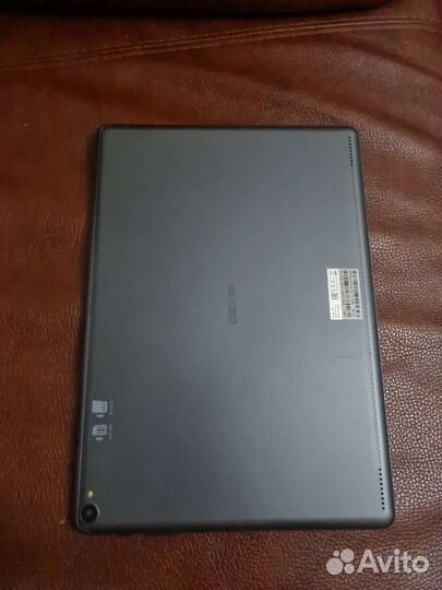 Большой планшет Dexp 10