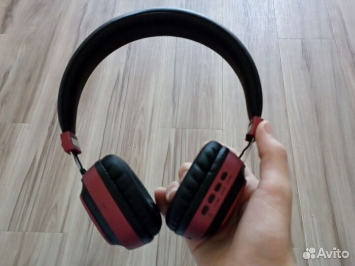 Беспроводные наушники