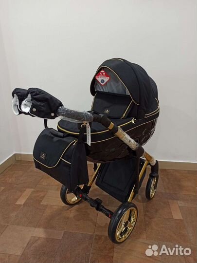Коляска Adamex Chantal 2 в 1