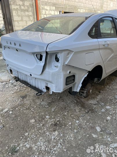 Кузовшина на Лада веста Разбор