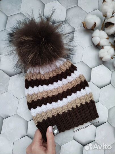 Вязаный комплект на ог 50-54 см Новый