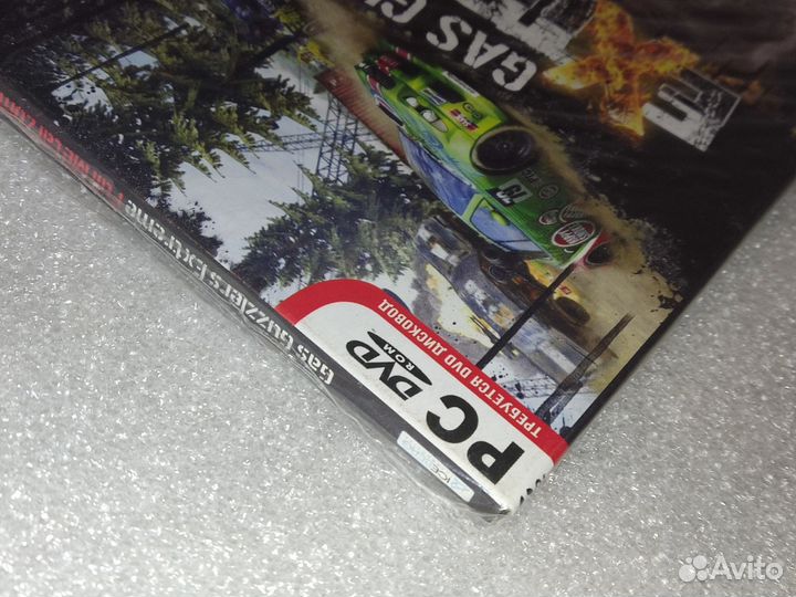 Диск с игрой Gas Guzzlers Extrenme