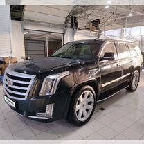 Cadillac Escalade 6.2 AT, 2015, 122 500 км, с пробегом, цена 3 800 000 руб.