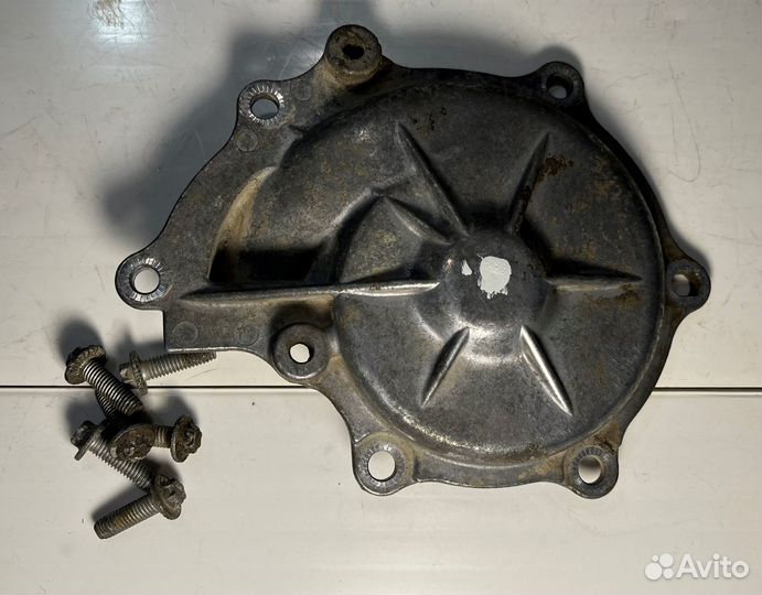 Задняя крышка помпы BMW E90 N46