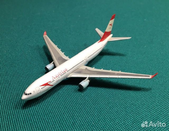 Модель самолета Airbus A330-200 Austrian airlines