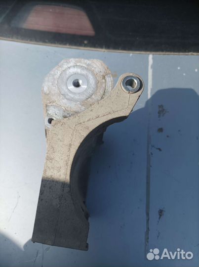 Кронштейн компрессора а/с Acura MDX YD2 2007-2012