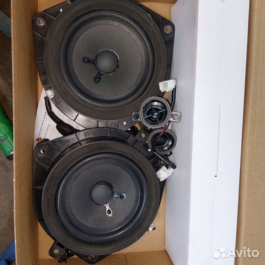 Штатная магнитола с колонками