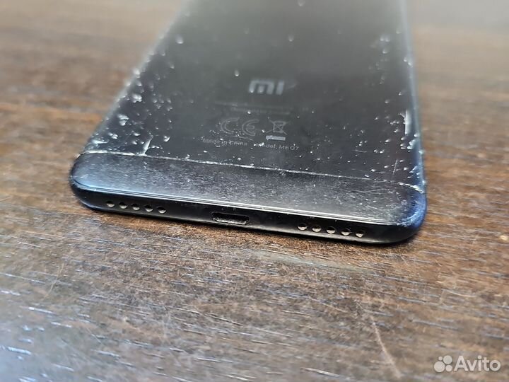 Xiaomi Redmi 5 Plus, 3/32 ГБ
