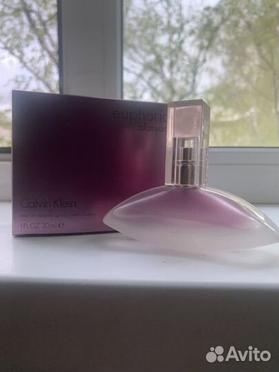 Calvin klein euphoria blossom из личного