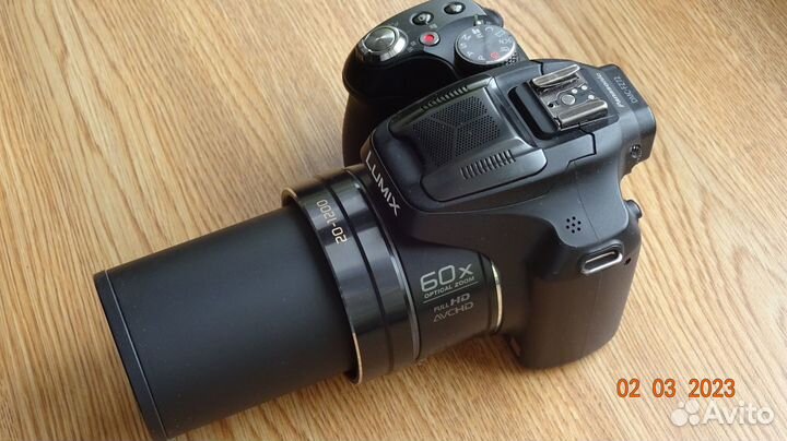 Panasonic DC-FZ72