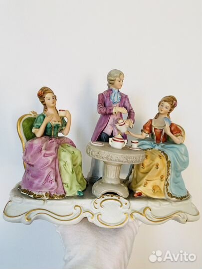 Большая статуэтка композиция чаепитие