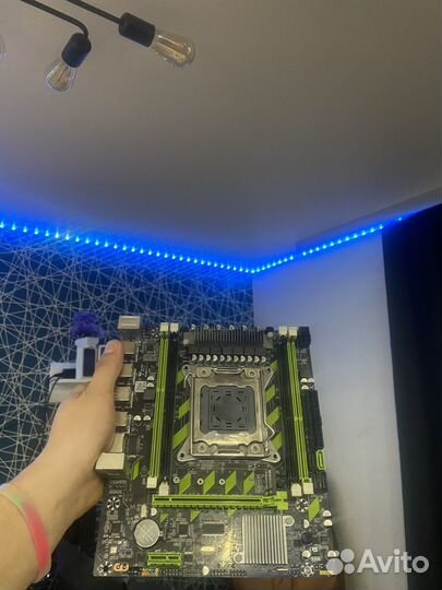 Материнская плата x79