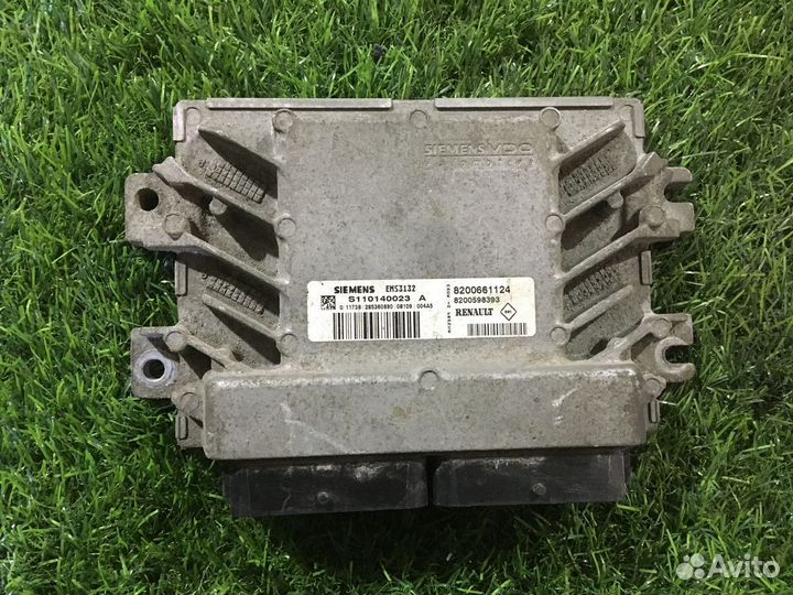 Блок управления двс Renault Logan